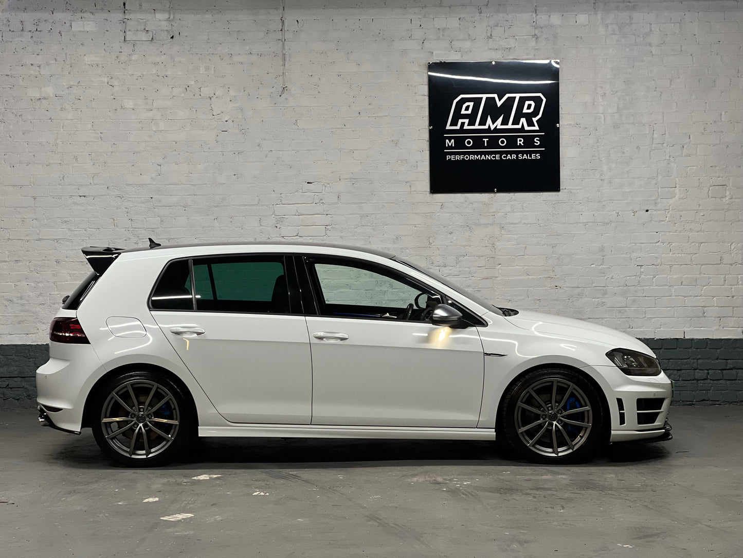 2016 Volkswagen Golf R DSG