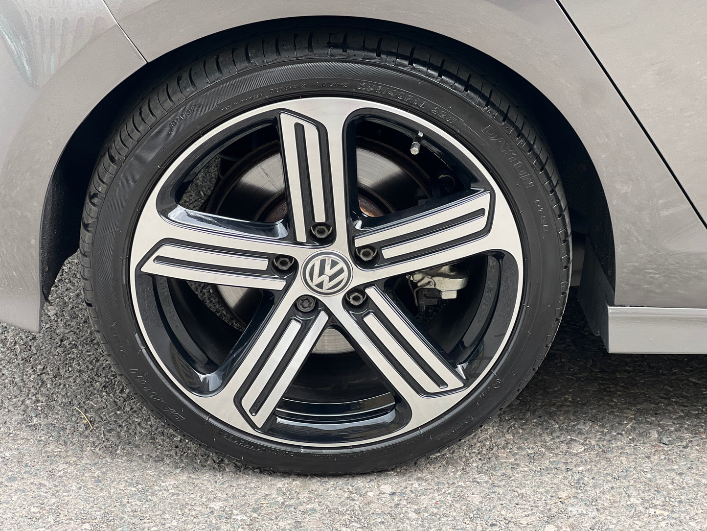 2014 Volkswagen Golf R