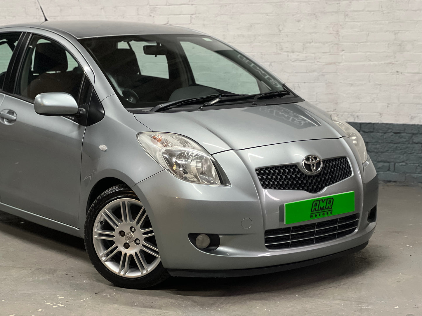 2008 Toyota Yaris SR