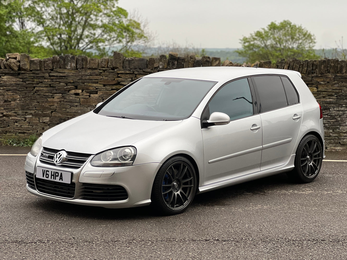 2005 Volkswagen Golf R32 Turbo