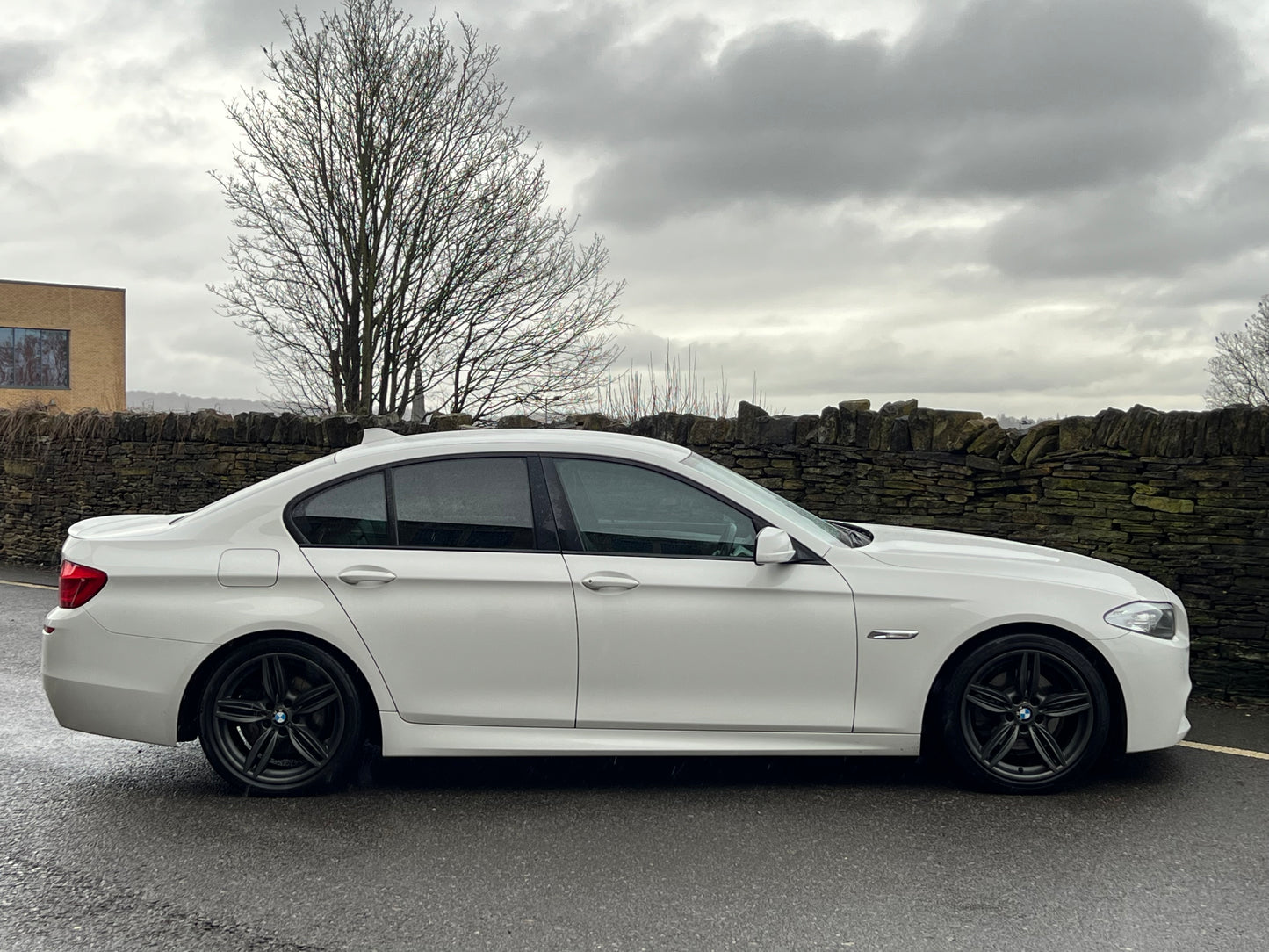 2011 BMW 5 Series 520D M Sport Auto