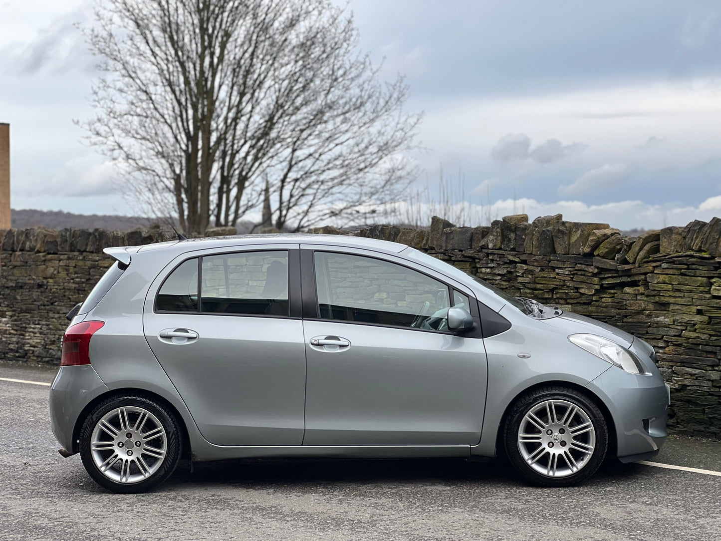 2008 Toyota Yaris SR