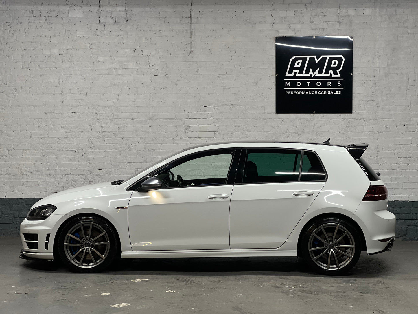 2016 Volkswagen Golf R DSG