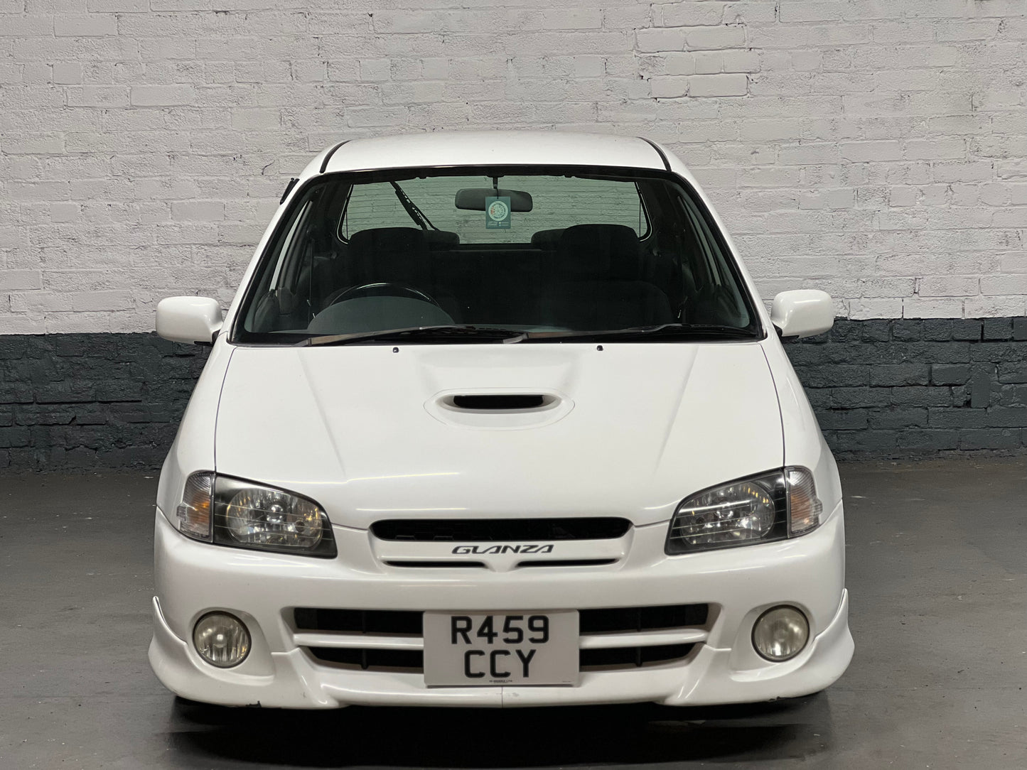 1998 Toyota Starlet Glanza V