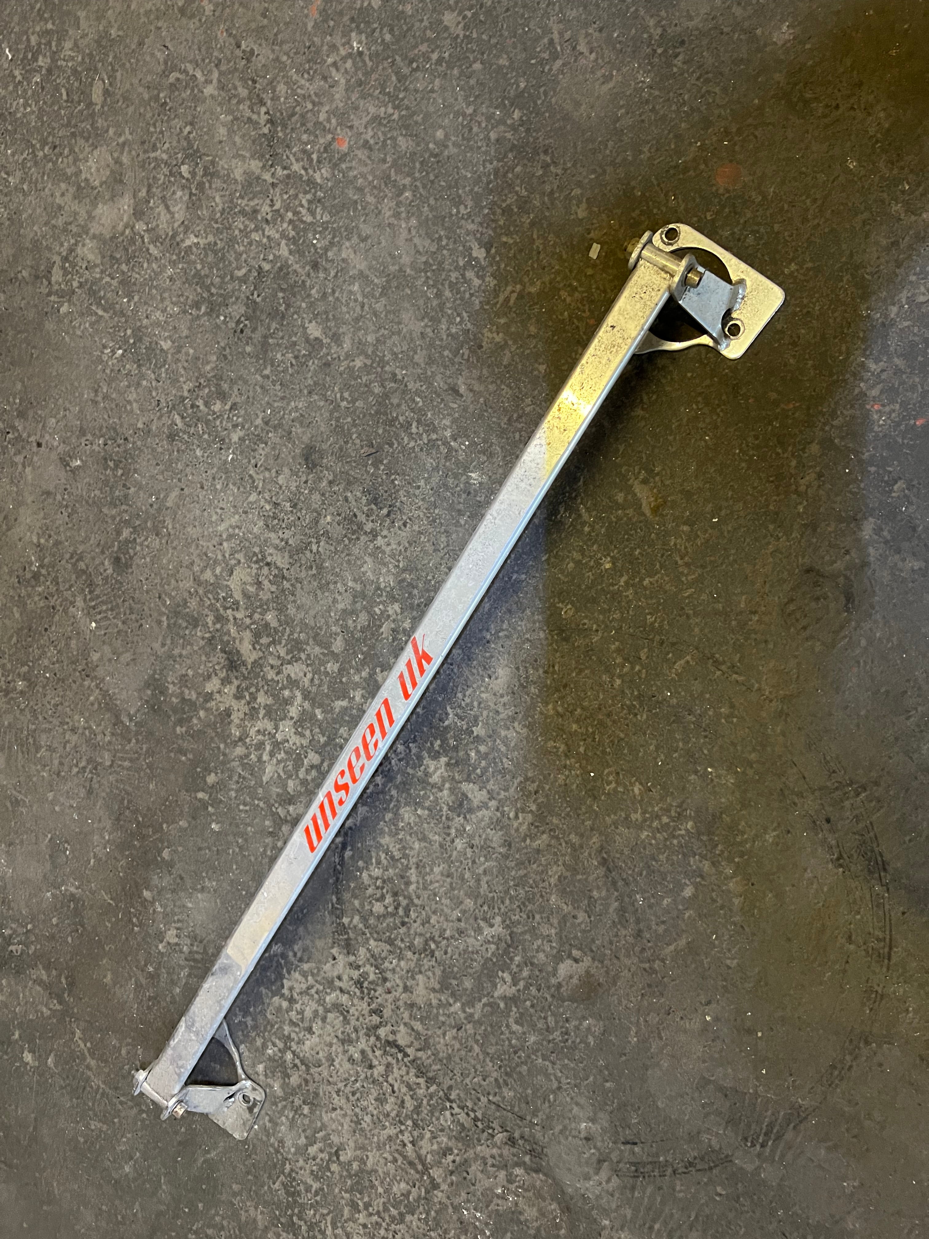 Custom front upper strut brace EP2/EP3 – AMR-Motors
