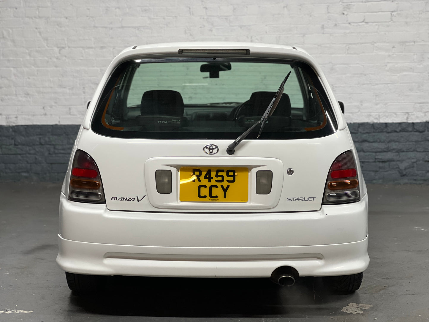 1998 Toyota Starlet Glanza V