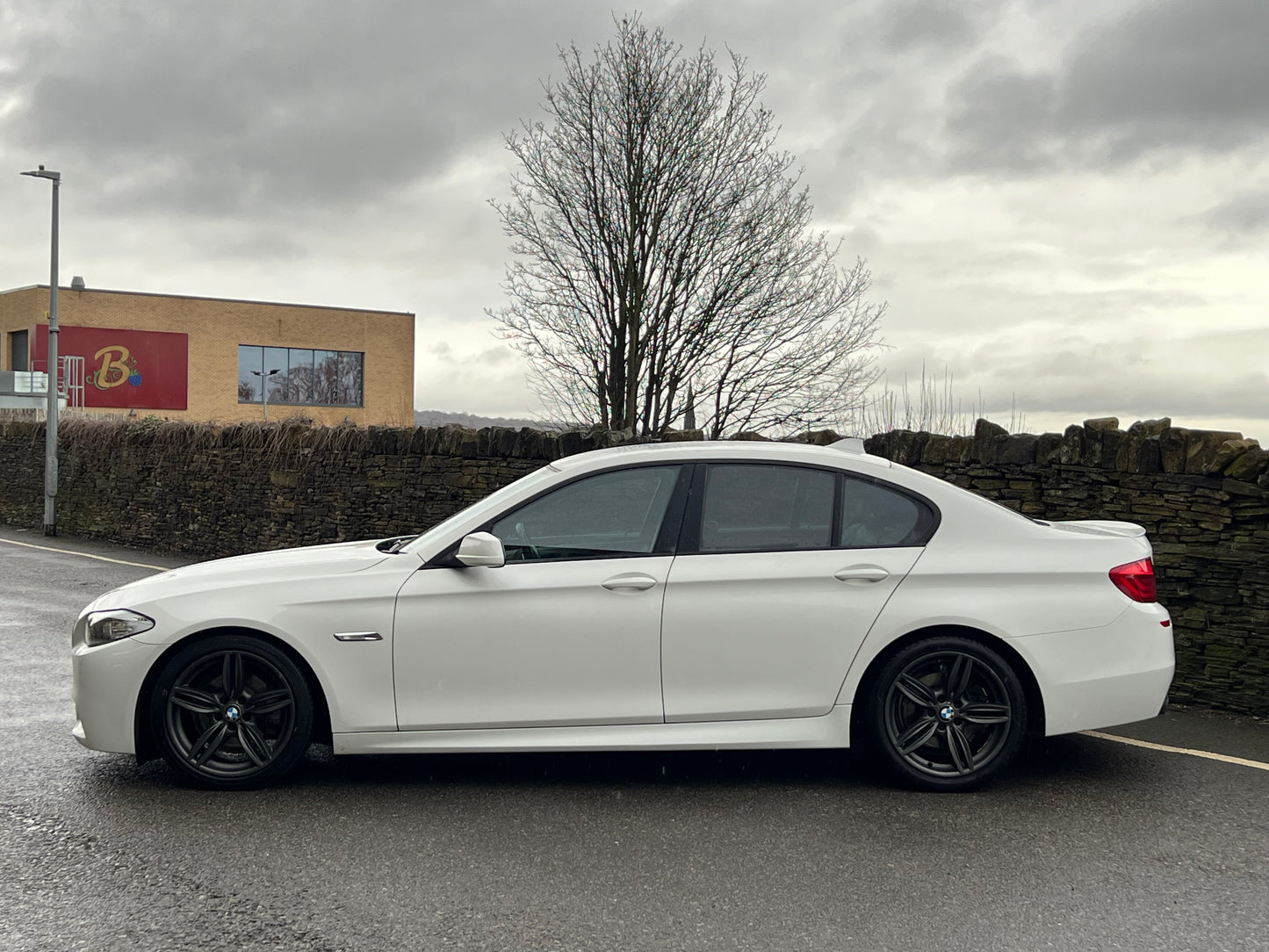 2011 BMW 5 Series 520D M Sport Auto