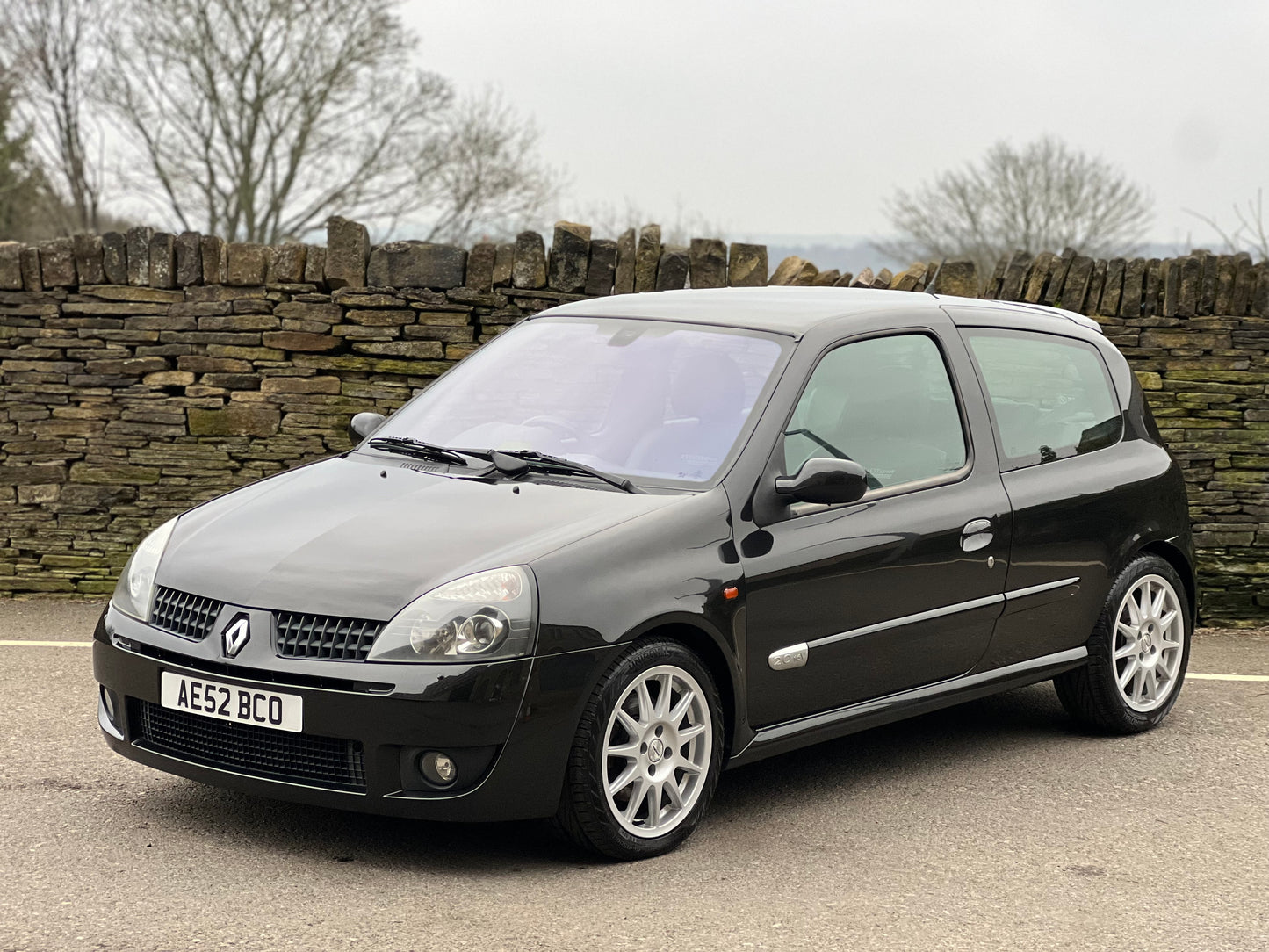 2002 Renault Clio 172