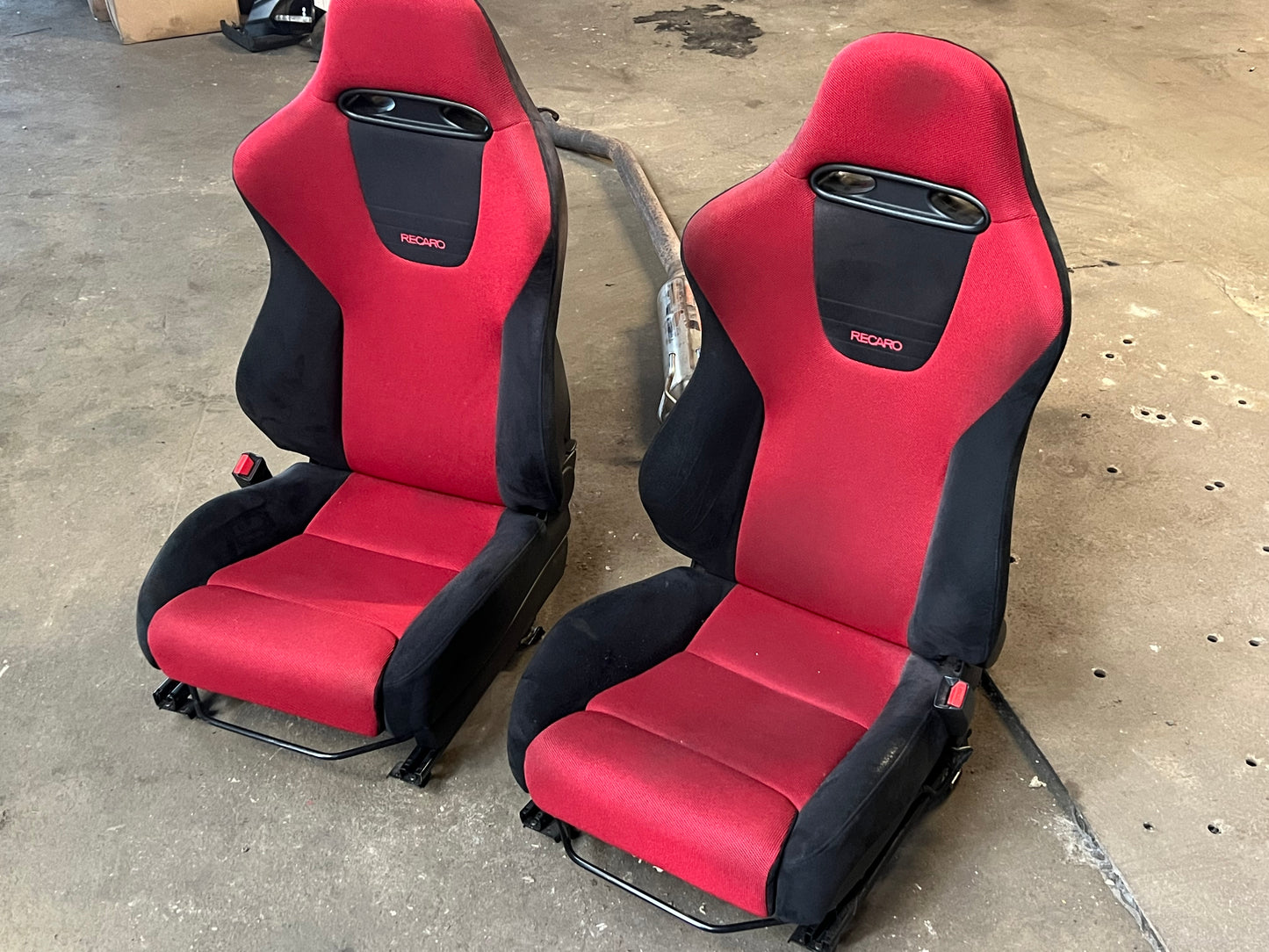 Premier Edition Recaro seats