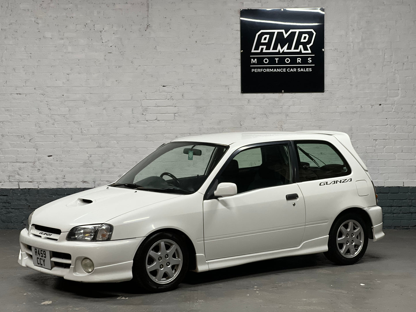 1998 Toyota Starlet Glanza V